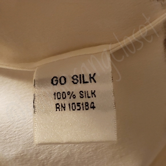 Go Silk by Neiman Marcus Dolman-Sleeve Silk Blouse - Picture 6 of 6